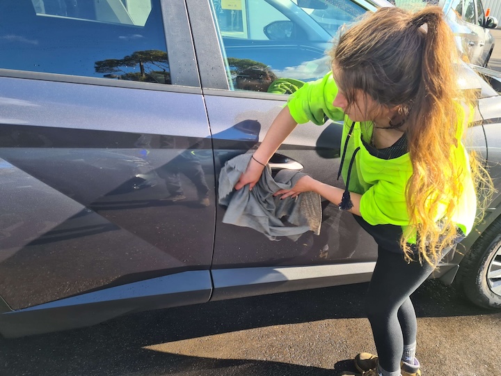 UniPhi car cleaning work example 7